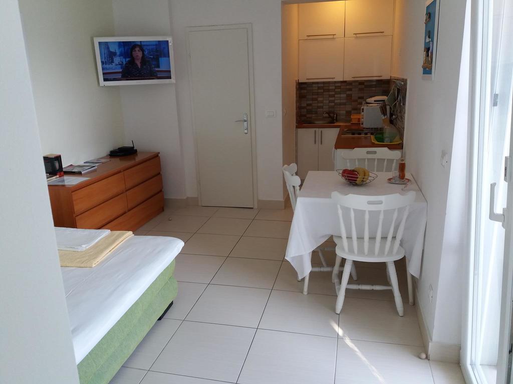Apartments Jakovic Brela Luaran gambar