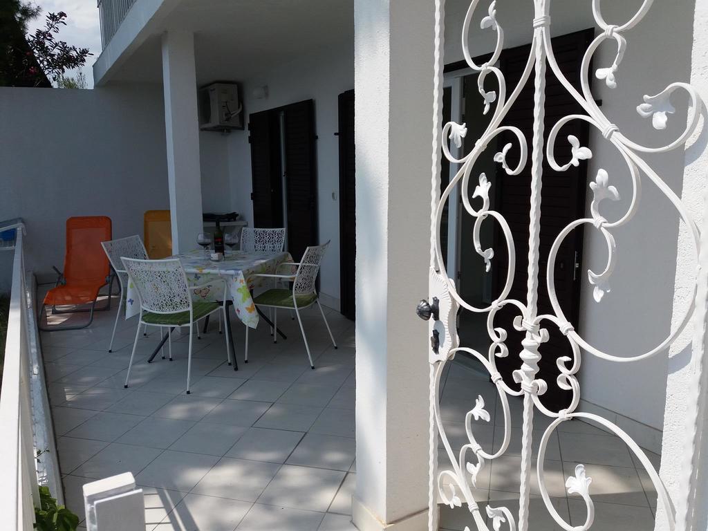 Apartments Jakovic Brela Luaran gambar